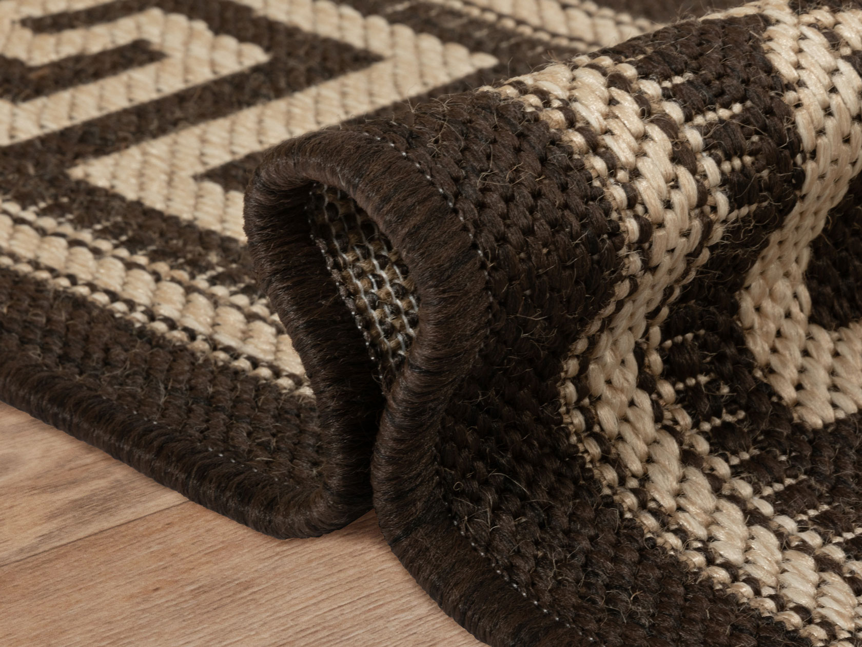 материнская плата msi 865gvm2-ls. 900 91. дорожка ковровая novaro 933 08 0,8м. ковер novaro 921/19 0,6х1м. коричневый овал.