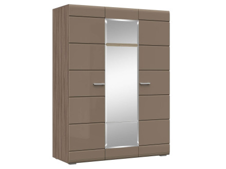 Распашной шкаф