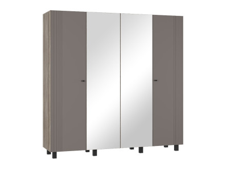 Распашной шкаф