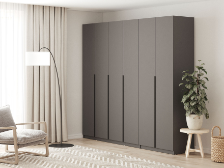 Распашной шкаф