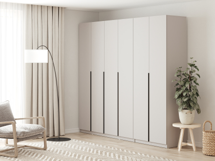 Распашной шкаф