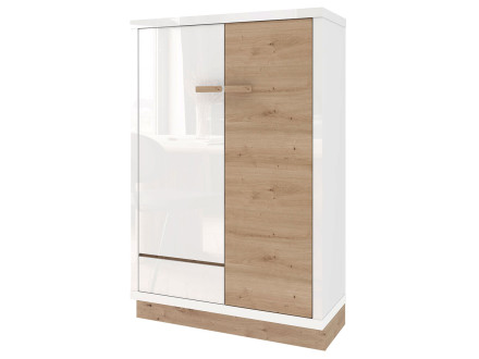 Распашной шкаф