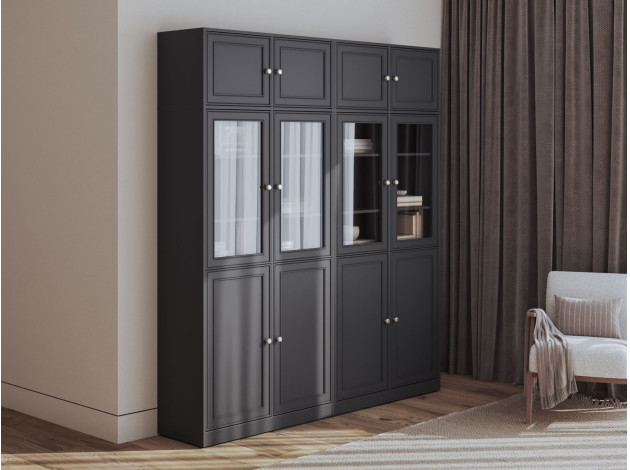 Гостиная Люси с витриной