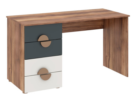 Детский письменный стол