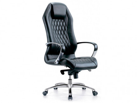 Кожаное кресло руководителя